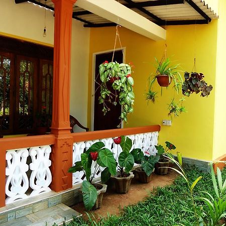 Sigiri Sithru Home Stay Sigiriya Exterior photo