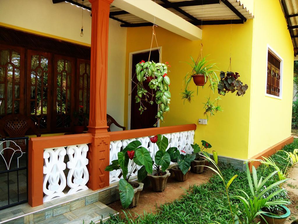Sigiri Sithru Home Stay Sigiriya Exterior photo